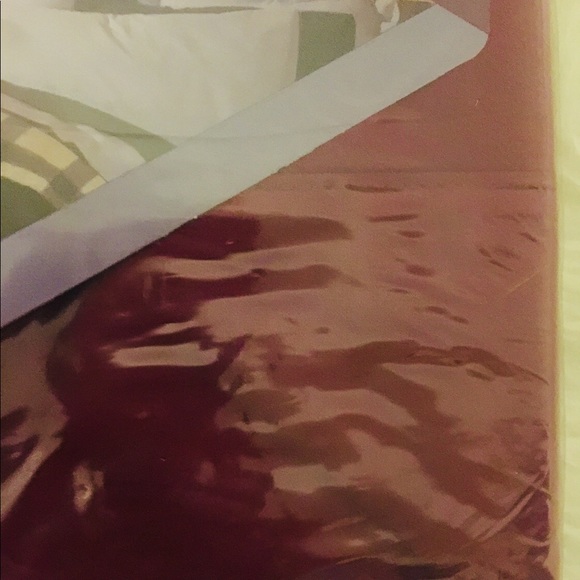 Lot 2 twin sheets wine cotton poly - Picture 3 of 8